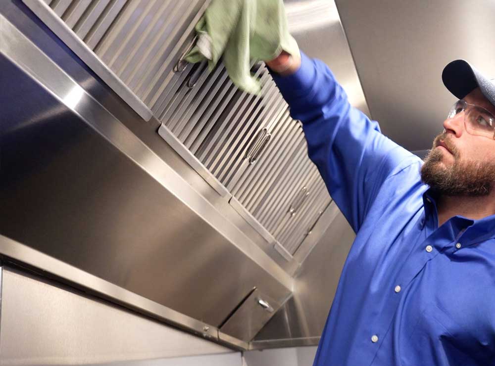 Commercial kitchen hood cleaning team in Ontario